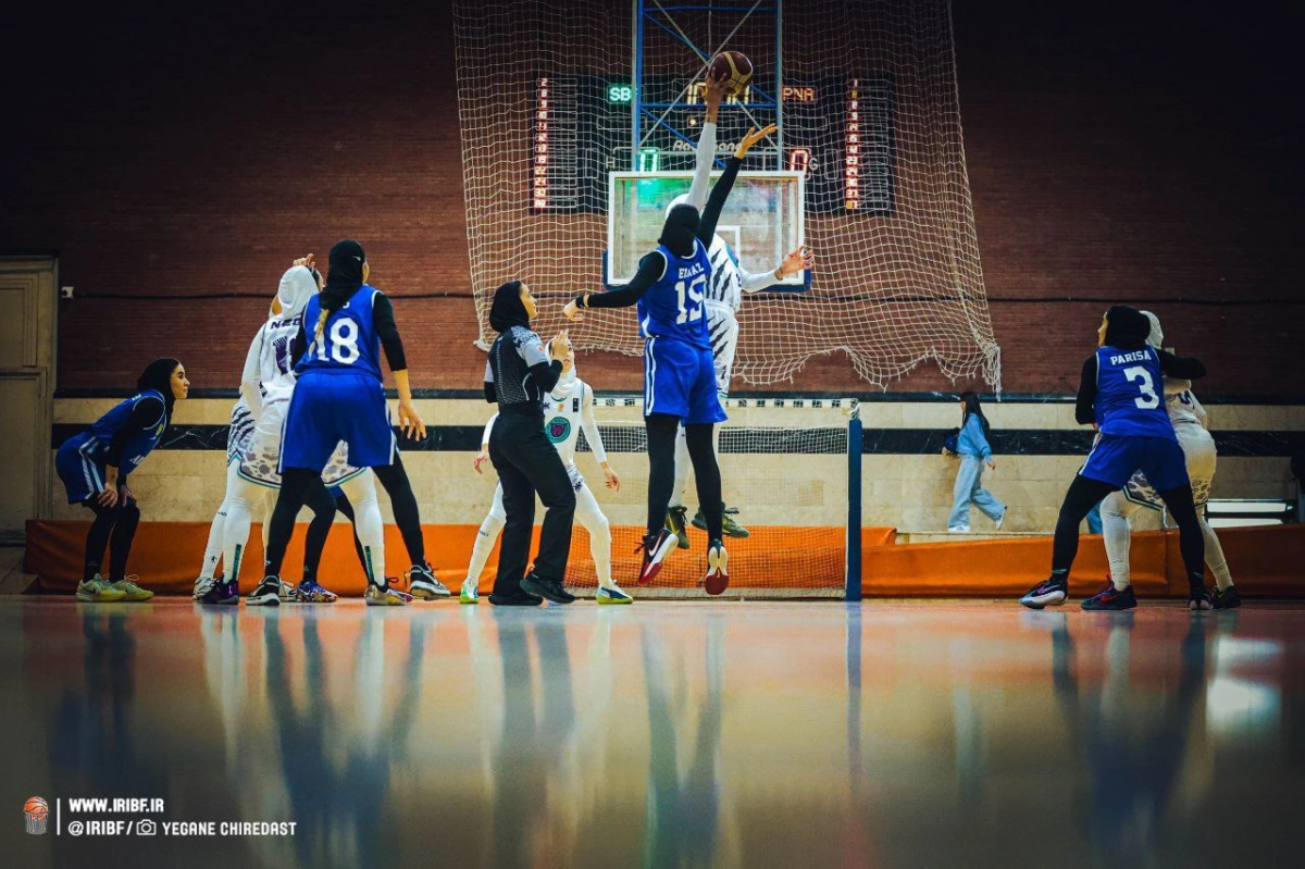 پلی‌آف لیگ برتر بسکتبال زنان | سحر، گروه بهمن، استقلال و نفت آبادان ۴ تیم نهایی