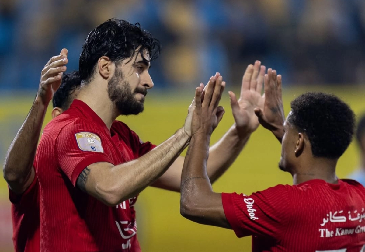 شب‌رویایی عزت‌اللهی و آزمون در لیگ امارات با گل و پاس‌گل
