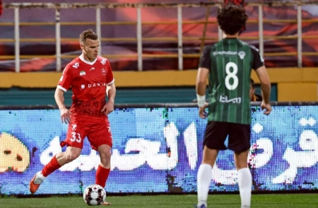 وضعیت مبهم ستاره خارجی پرسپولیس برای ادامه همکاری