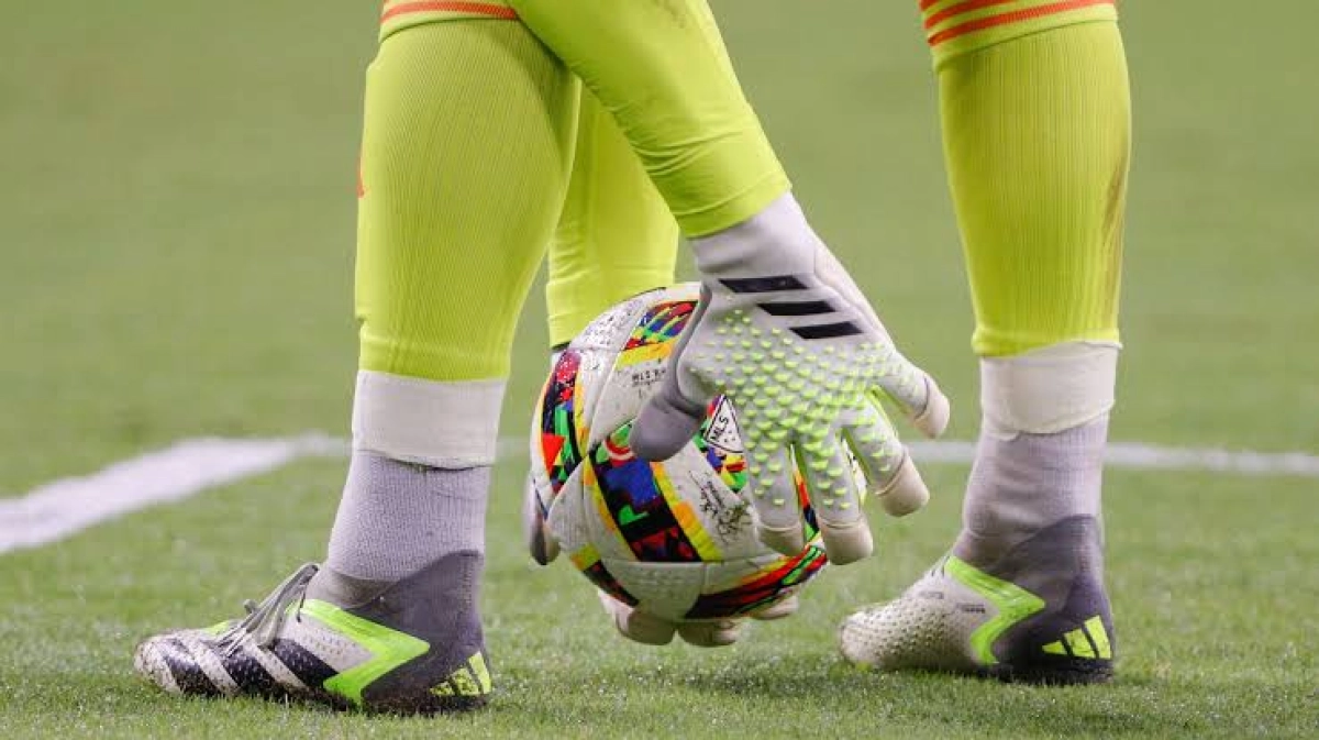 تحول عظیم در قوانین فوتبال؛ پایان دوران وقت‌کشی