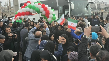کاروان تیم ملی فوتبال بانوان به قزوین رسید