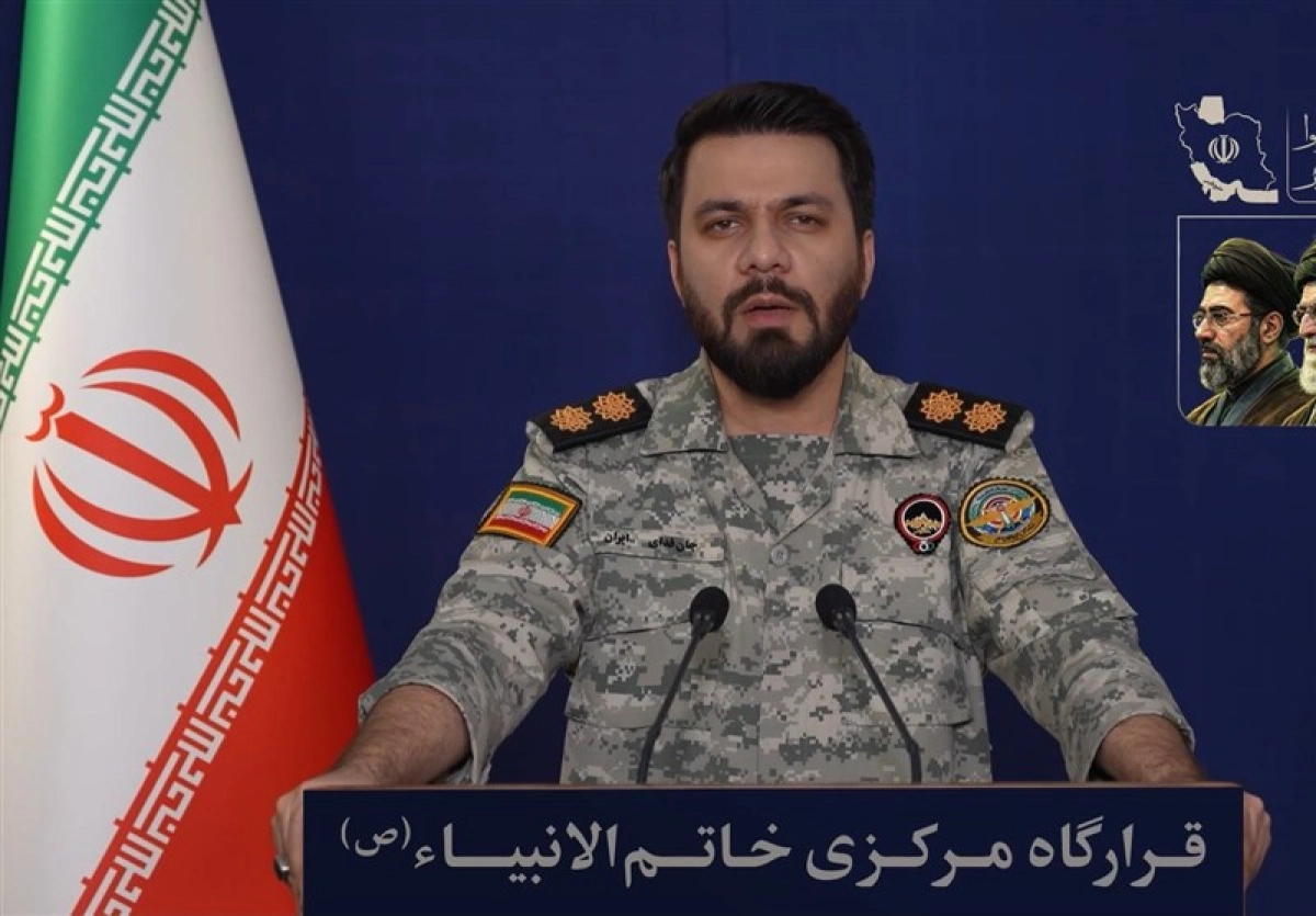 ترامپ نظامیان آمریکا را خوراک کوسه‌های خلیج فارس خواهد کرد