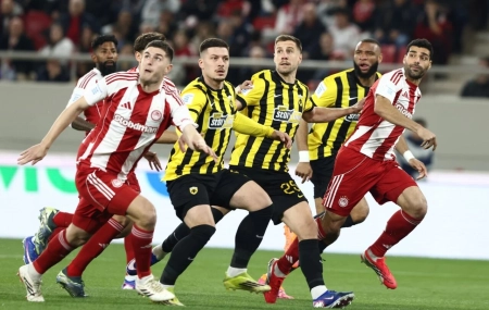 المپیاکوس با طارمی در سوپرلیگ یونان شکست خورد
