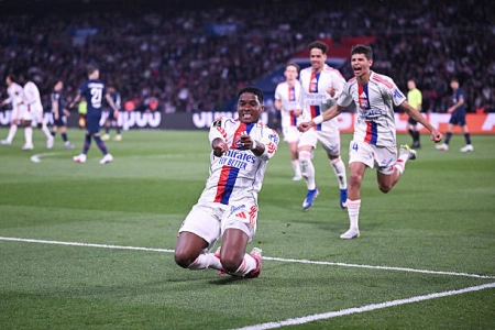 پاری‌سن‌ژرمن ۱-۲ لیون؛ شکست بدموقع PSG به‌نفع لانس