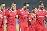خانه تکانی در خط دفاعی پرسپولیس؛ یک ستاره در آستانه جدایی