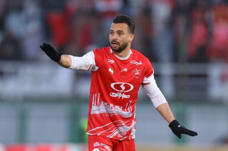 ادامه بی‌محلی‌های ستاره پرسپولیسی‌ نسبت به باشگاه