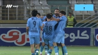 گل اول چادرملو به پرسپولیس توسط سیروس صادقیان