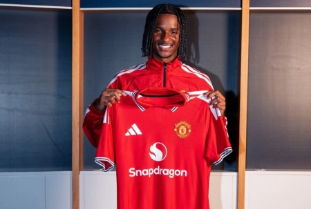 پدیده ۱۸ ساله تاتنهام در اولدترافورد؛ تامپسون به منچستریونایتد پیوست