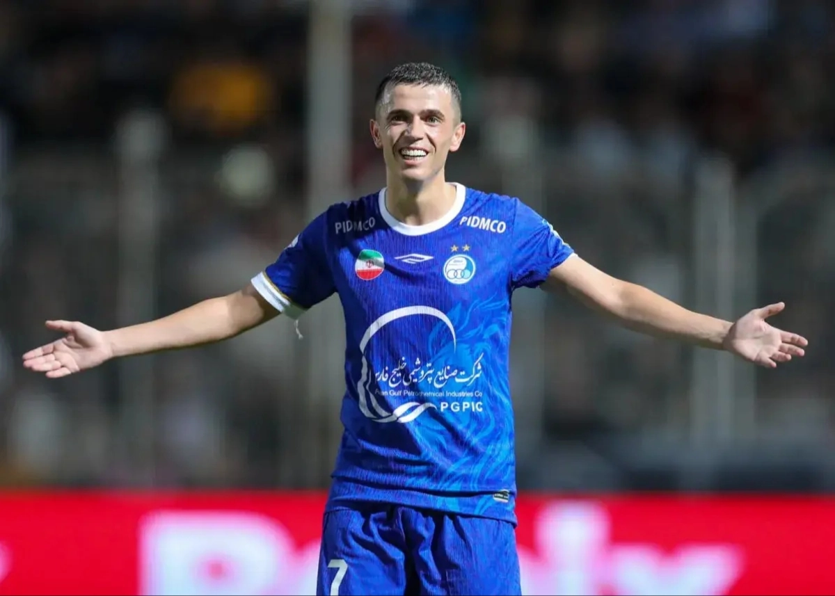 اختلاف بر سر فسخ قرارداد آسانی؛ دردسر حقوقی پیش روی استقلال؟ + عکس