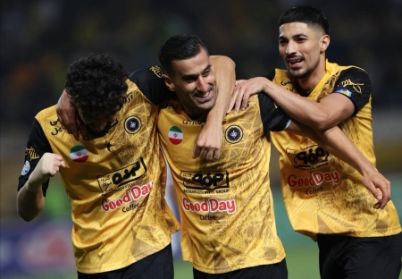 سپاهان ۶ - ۱ فجر سپاسی؛ طوفان زرد سهمگین در نقش جهان