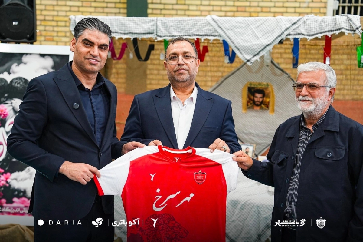 آزادی ۸ زندانی جرایم مالی با حمایت باشگاه پرسپولیس