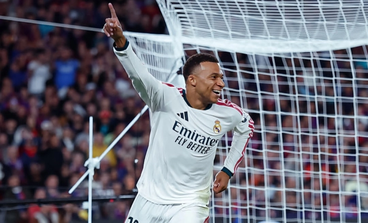 بارسلونا ۱ - ۲ رئال مادرید؛ امباپه در نقش CR7؛ مورینیو در نقش خودش!
