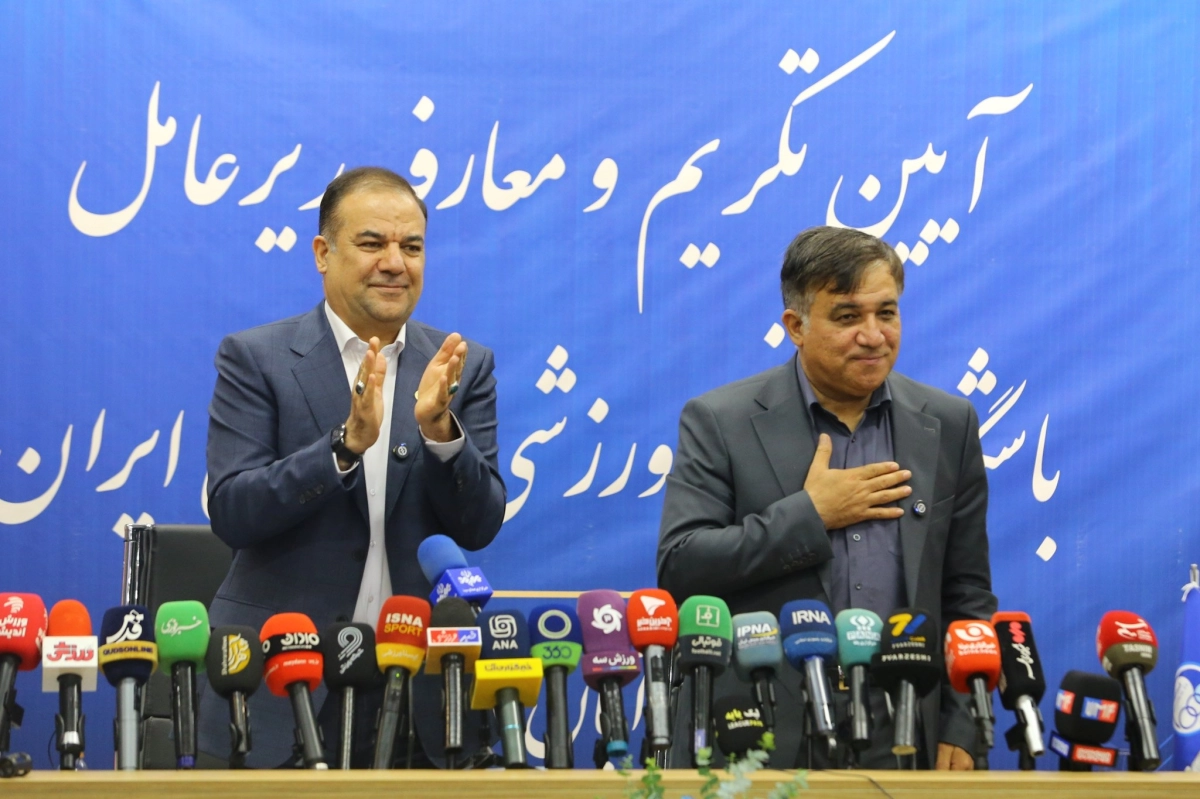 تاجرنیا در مراسم معارفه مدیرعامل جدید: در کار متدین دخالت نمی‌کنم